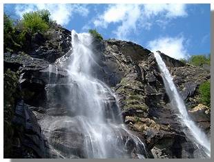 Le cascate dell'Acquafraggia. Foto di M. Dei Cas