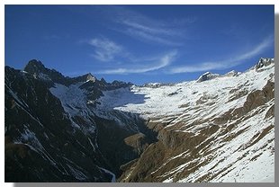 La valle dei Ratti vista dal bivacco Primalpia. Foto di M. Dei Cas