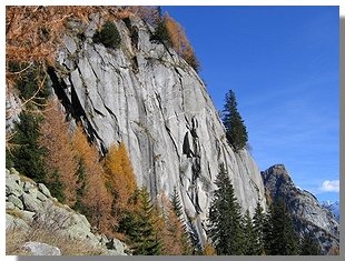 Sentiero Omio-Bagni. Foto di M. Dei Cas