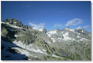 Cima di Castello e pizzi Torrone visti dal passo Camerozzo (foto M.Dei Cas)