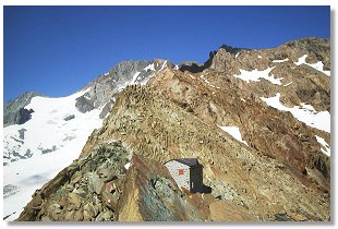 Il rifugio Desio (foto M.Dei Cas)
