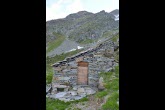 Il bivacco Montirolo all'alpe Montirolo Superiore (foto Beno)