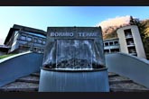 L'ingresso della piscina di Bormio (foto R. Moiola) L'ingresso della piscina di Bormio (foto R. Moiola)